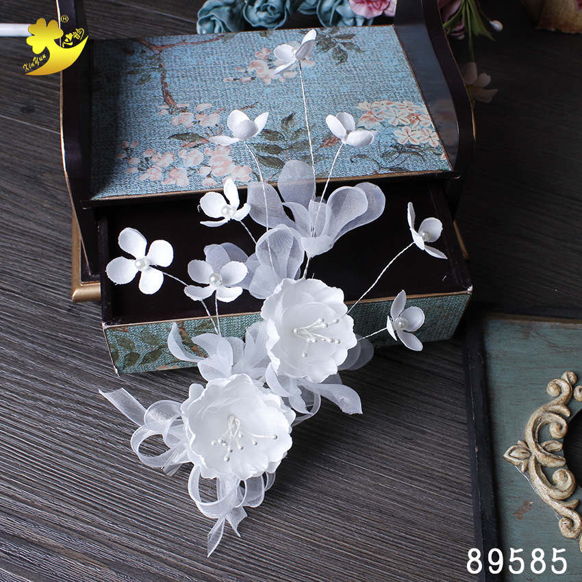 Xinyun, European and American, ethereal bridal accessories, hair flowers, photo studio makeup, exotic flirting, stage performances, and hair accessories details Picture