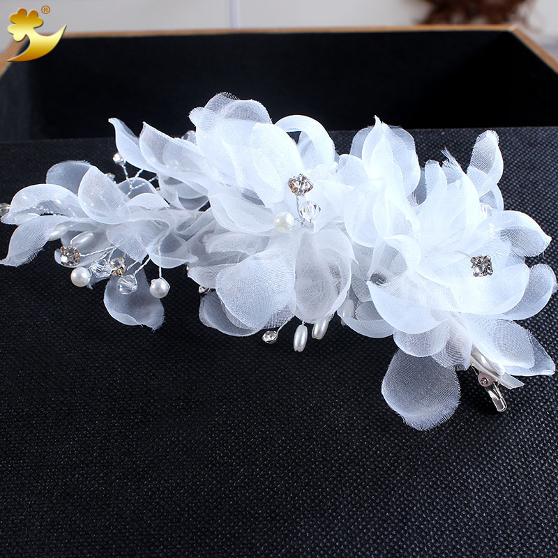 Wholesale of Korean-style handcrafted silk hair accessories, bride side clips, wedding dress hairpins, and bride hair clips details Picture