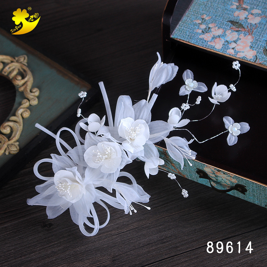 Factory direct sales of bride headwear, bridesmaid updo, hair flower, studio photography, photo shoot headwear, stage fashion show accessories, Yiwu accessories Application Scenario