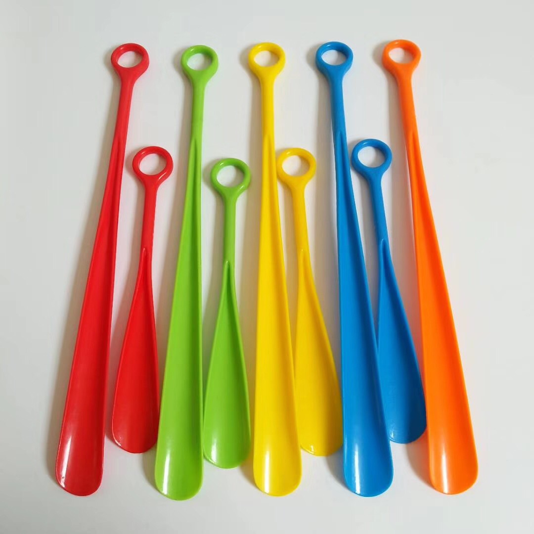 Size color round handle shoe drawing plastic shoe lifting device elderly pregnant women wear shoe aid RS-8511 thumbnail
