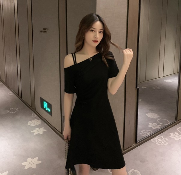 Summer new avocado green Korean-style drawstring off-the-shoulder dress for women, super fairy-like mustard green bellflower dress Specification image