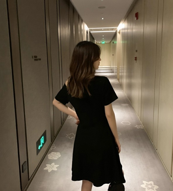 Summer new avocado green Korean-style drawstring off-the-shoulder dress for women, super fairy-like mustard green bellflower dress Item Picture