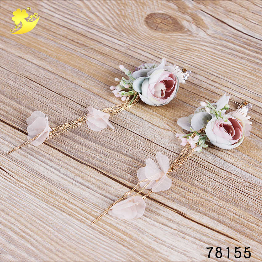 New 2018 Japanese and Korean retro bride accessories, forest-themed exotic flirting, studio photography, succulent vegetable bags, pink earrings details Picture
