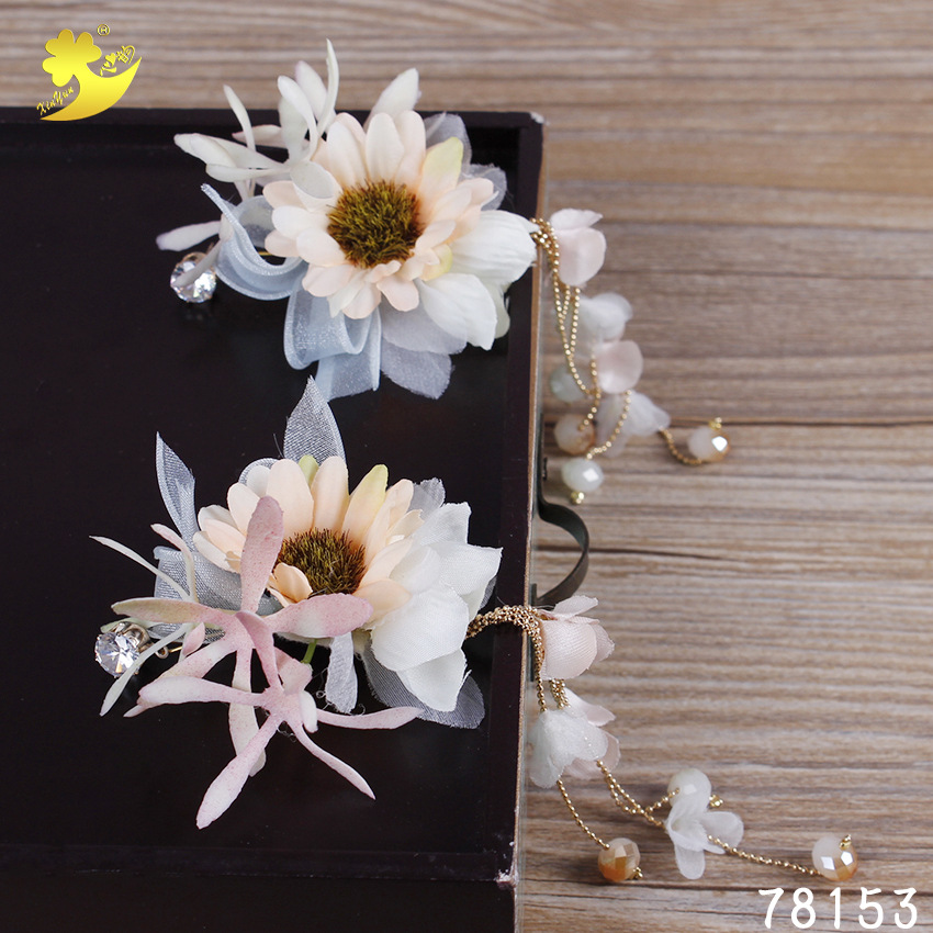 Xinyun's new European and American handcrafted imitation sunflower earrings, forest-themed fairy earrings, star street style bridal accessories Item Picture