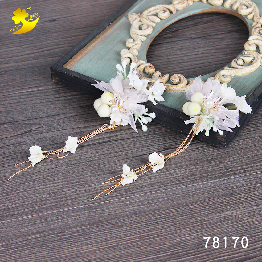 Direct sales of European and American flower earrings, forest girl vacation photography, retro and personalized tassel stud earrings, advertising promotion, Yiwu hair accessories Item Picture