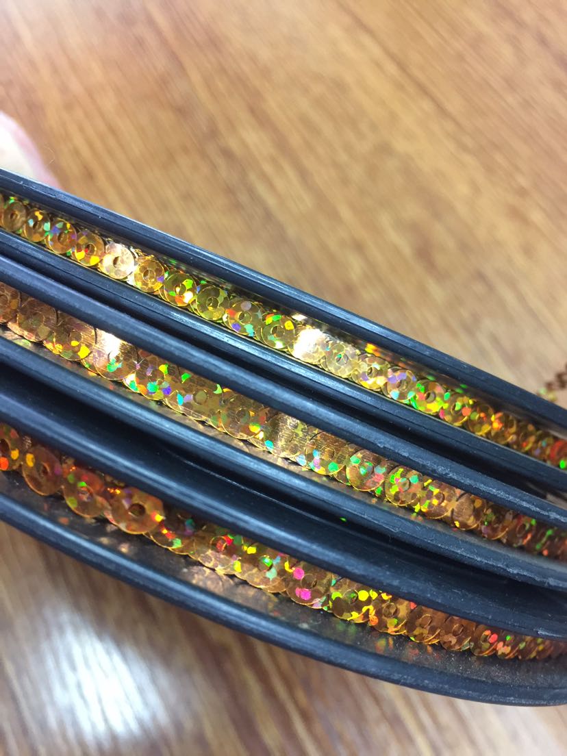 4 cm gold radium color disc, 120 yuan per disc in stock Application Scenario