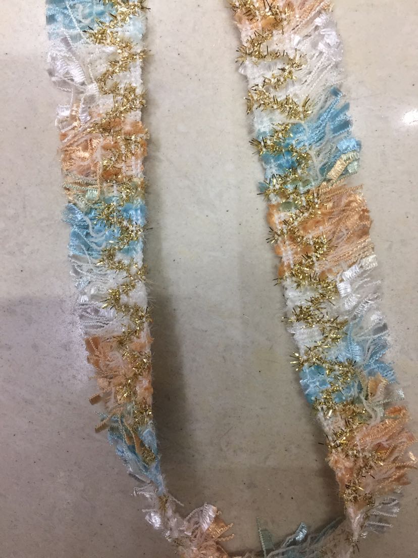 Direct sales from the manufacturer of colorful and gold-threaded red flag tassels