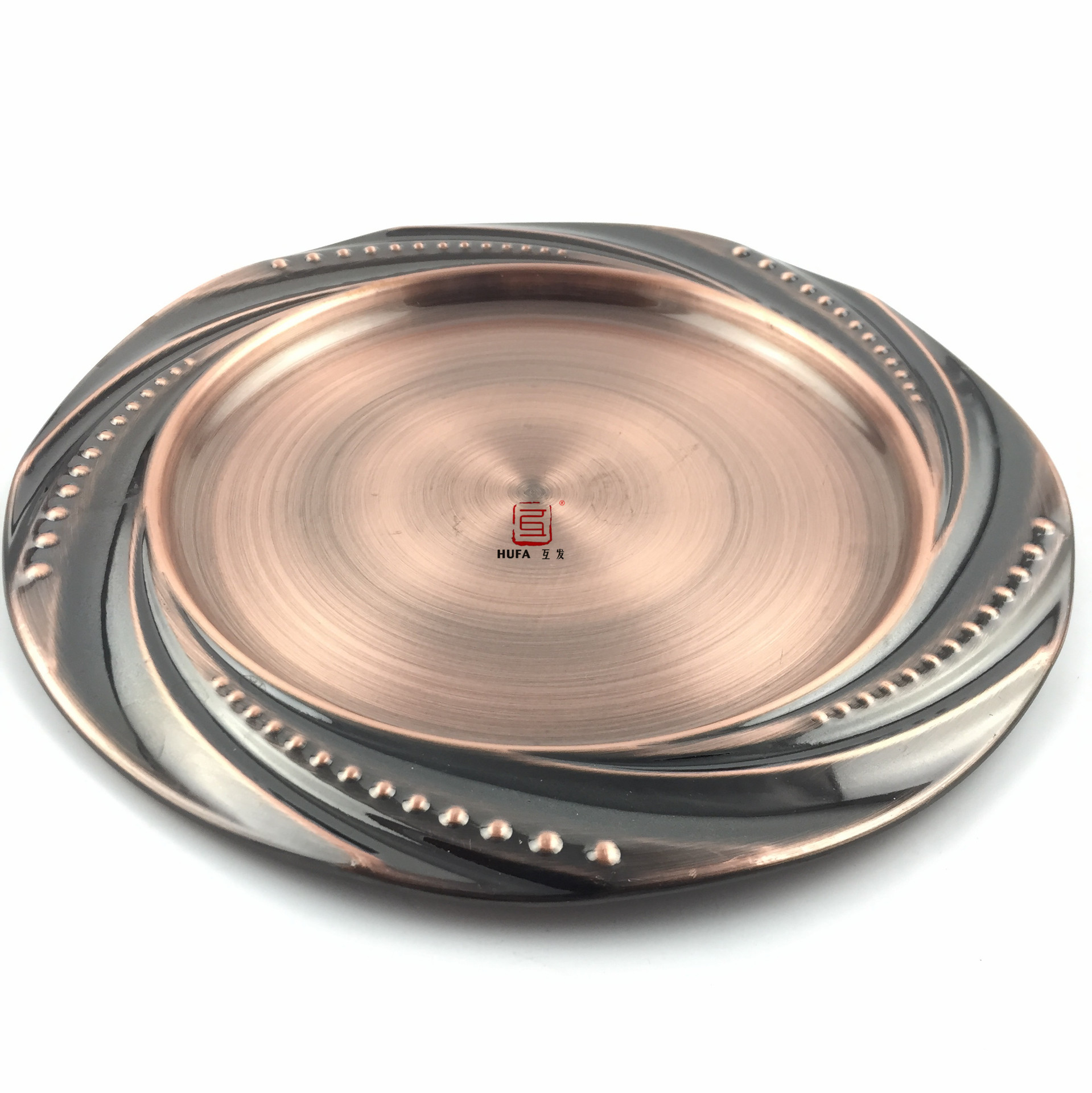 Stainless steel multi-purpose vegetable plate, 0.8mm thick, magnetic jade leaf soup plate, colored display plate, barbecue plate Application Scenario