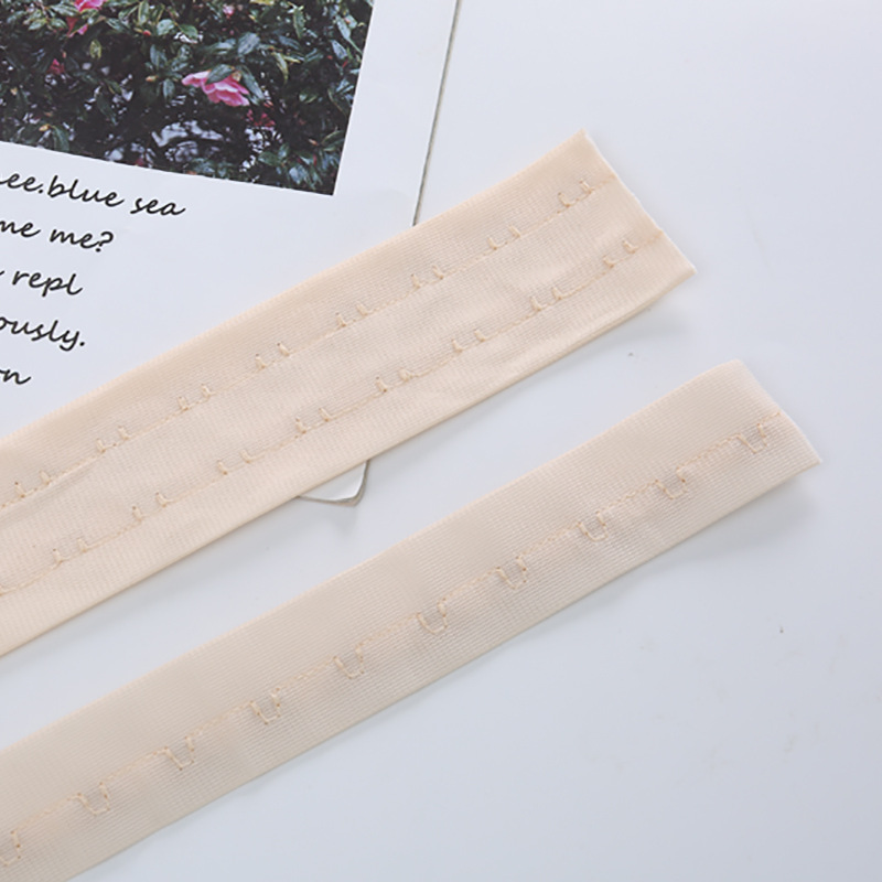 Customized shaping garment buckles, waist buckles, long row buckles, bra buckles, underwear back buckles, two rows without visible lines, spray paint that can be dyed Application Scenario