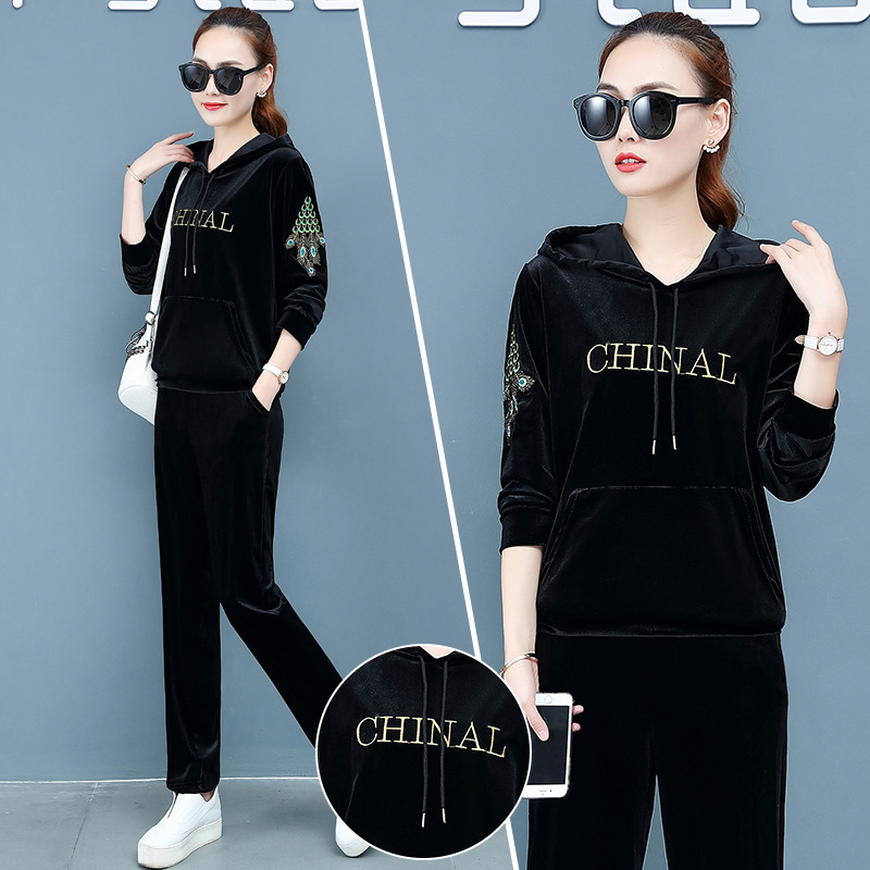 2019 New women's velvet sportswear set Spring and Autumn Fashion Korean Style two-piece set embroidered hooded large size Application Scenario
