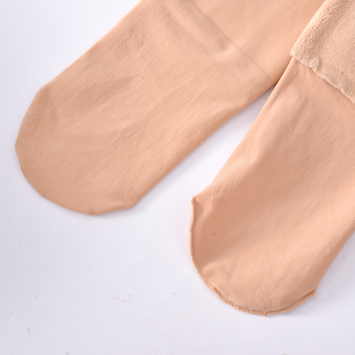 In 2022, the new style of flesh-colored base socks for women can be worn as outerwear with fleece, bare-leg, skin-colored thermal pants. The leg warming wonder, pantyhose for women Item Picture