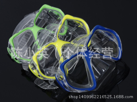 Factory wholesale of diving masks, flat swimming goggles, diving masks, snorkeling and diving equipment supply details Picture