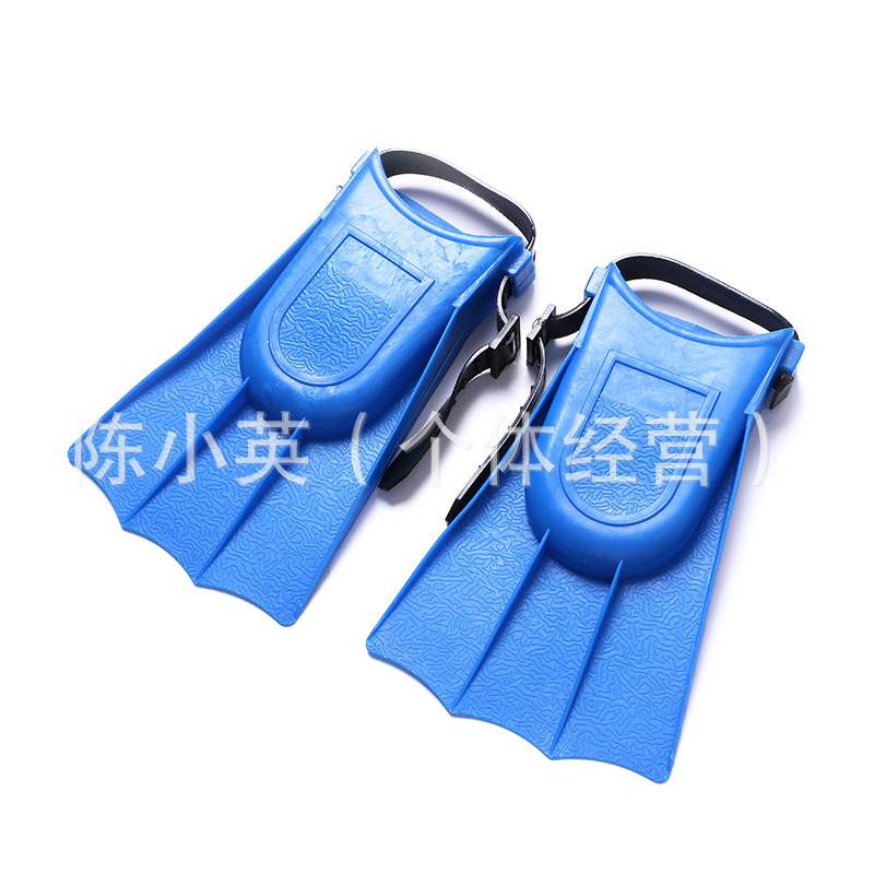 Wholesale genuine silicone flippers, children's game flippers, adjustable diving flippers, diving equipment and supplies Application Scenario