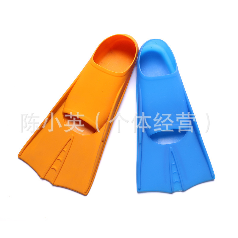 Wholesale supply of silicone flippers, adult swimming flippers, diving flippers, outdoor game equipment and supplies Specification image