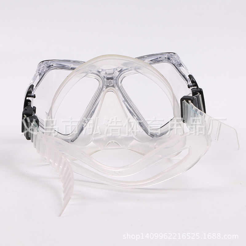 Factory direct sales of boxed diving masks, semi-dry breathing tube sets, high-end silicone diving goggles and snorkeling sets Application Scenario