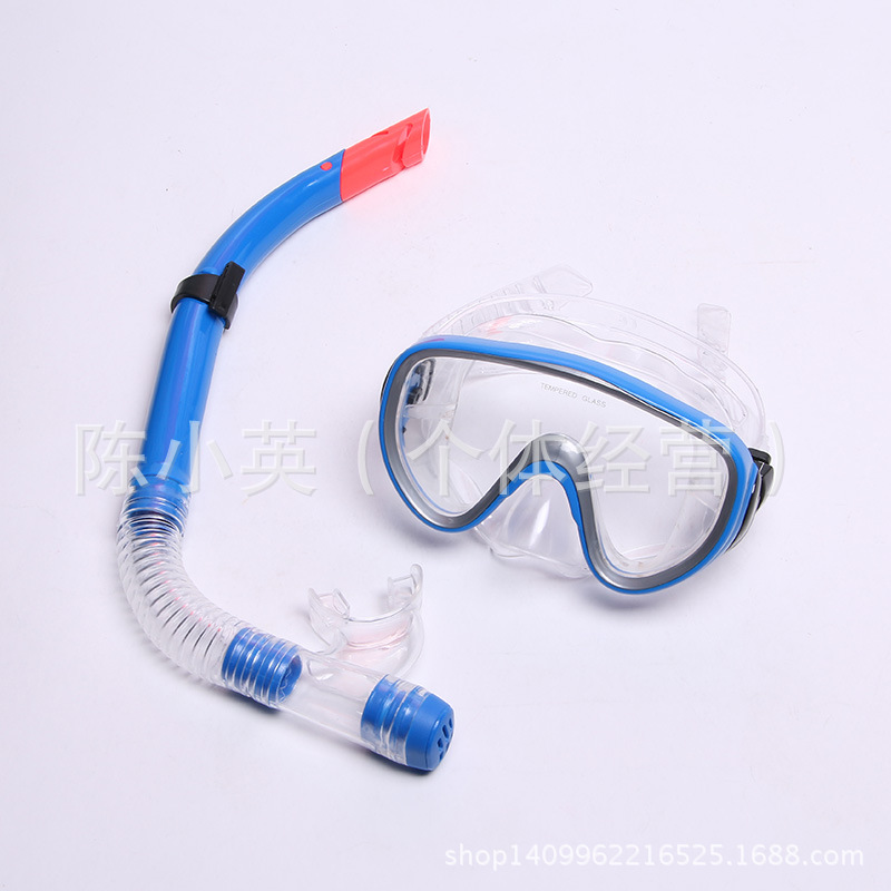 Factory direct sales of high-end pvc diving sets, outdoor diving goggles, semi-dry snorkeling tubes and two-piece snorkeling sets details Picture