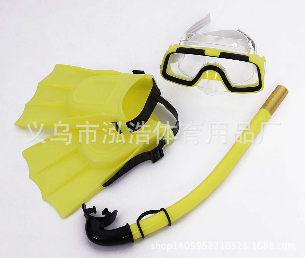 Factory direct sales of diving goggles, children's diving goggles, three-piece sets, swimming snorkeling sets, and wholesale diving equipment Application Scenario