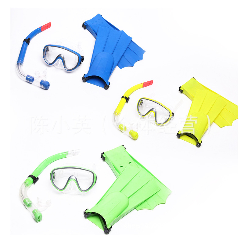 Factory direct sales of three treasures of snorkeling goggles, semi-dry breathing tube sets, and outdoor diving equipment wholesale Application Scenario