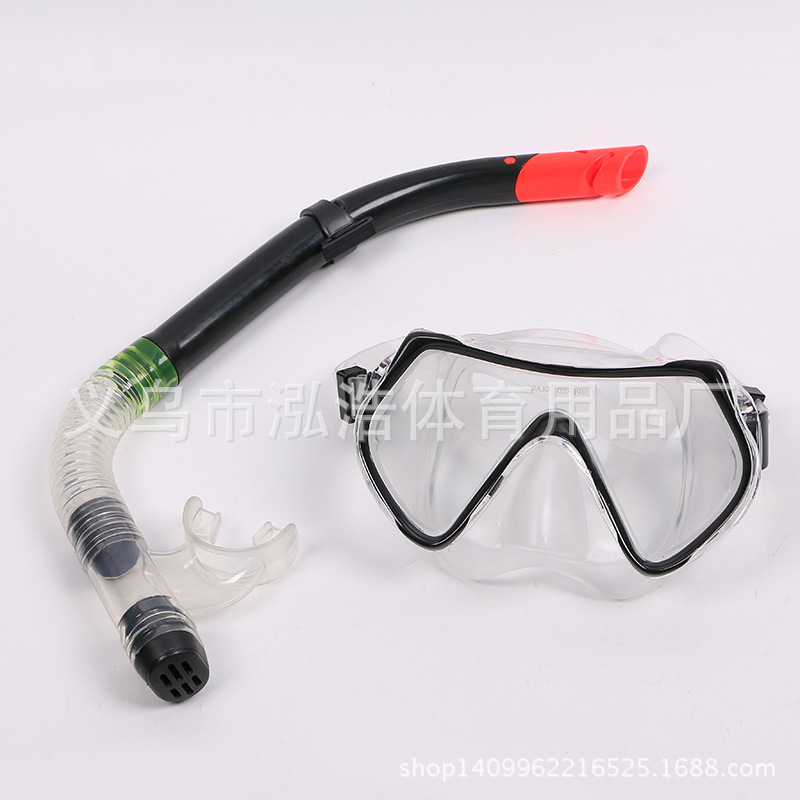 Factory direct sales of comfortable and fashionable tempered glass diving goggles, breathing tubes and two snorkeling sets for wholesale details Picture
