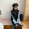 A new Korean-style zipper hooded sweatshirt for female students and a two-piece Instagram class uniform in stock, trendy and thick Specification image