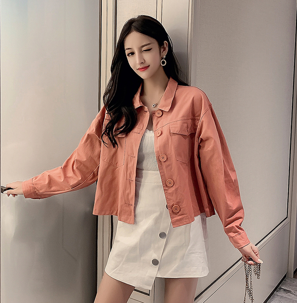 Short coat for women's autumn design sense, niche Hong Kong-style bf top, single-breasted thin top for women Item Picture