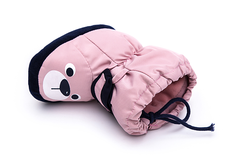 Sheriwa medium-sized baby cotton shoes with sticky and printed bear bags Application Scenario