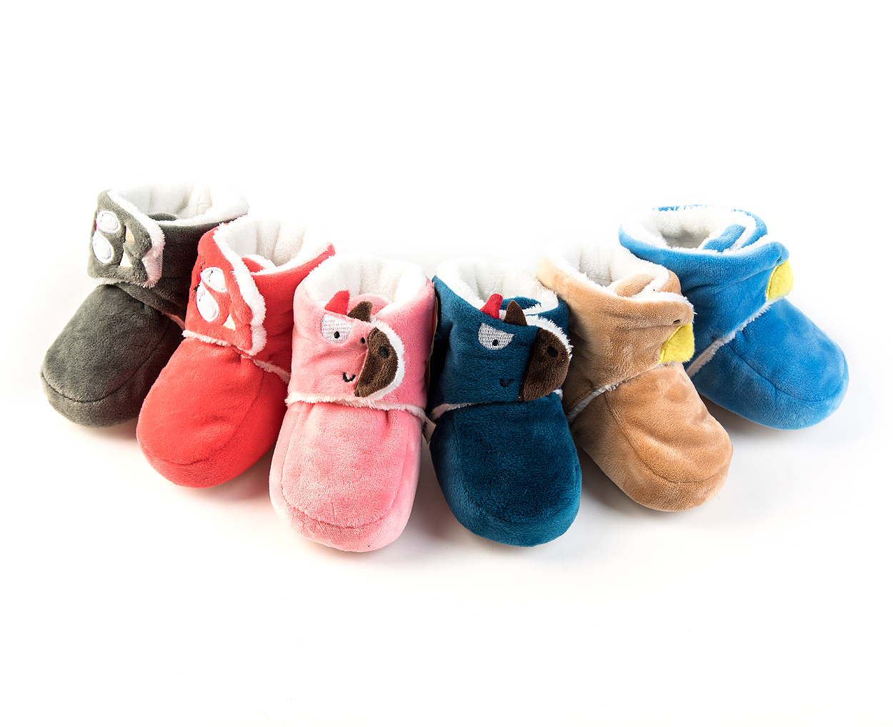 A mixed-color cartoon of Sheriwa baby shoes that don't fall off