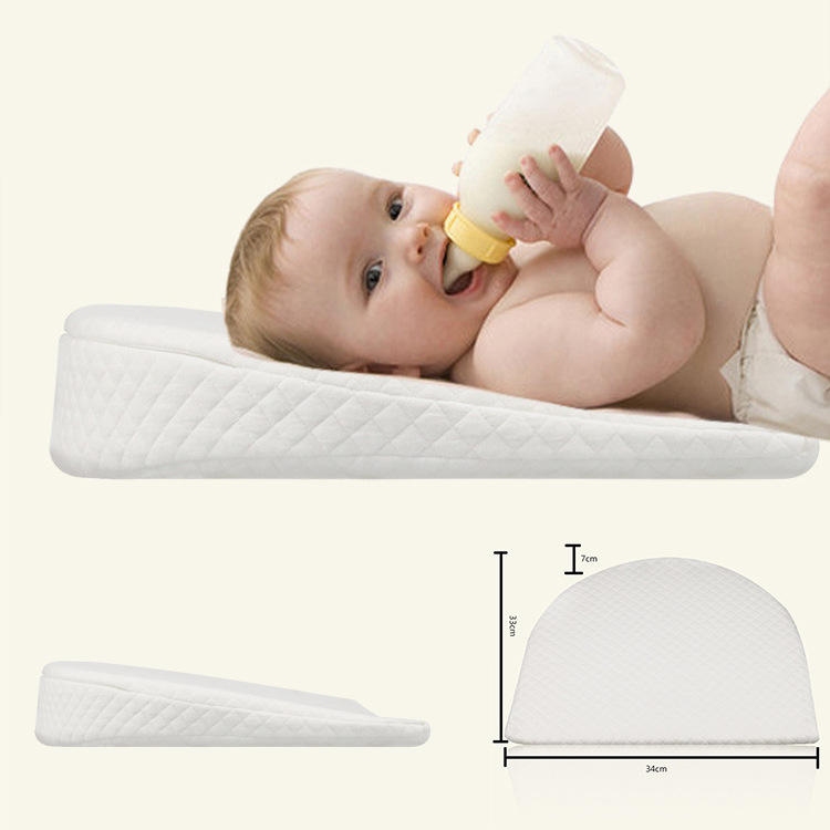 跨境新爆款 婴儿防溢奶枕 防吐奶枕 婴儿喂奶斜坡垫 记忆棉婴儿枕