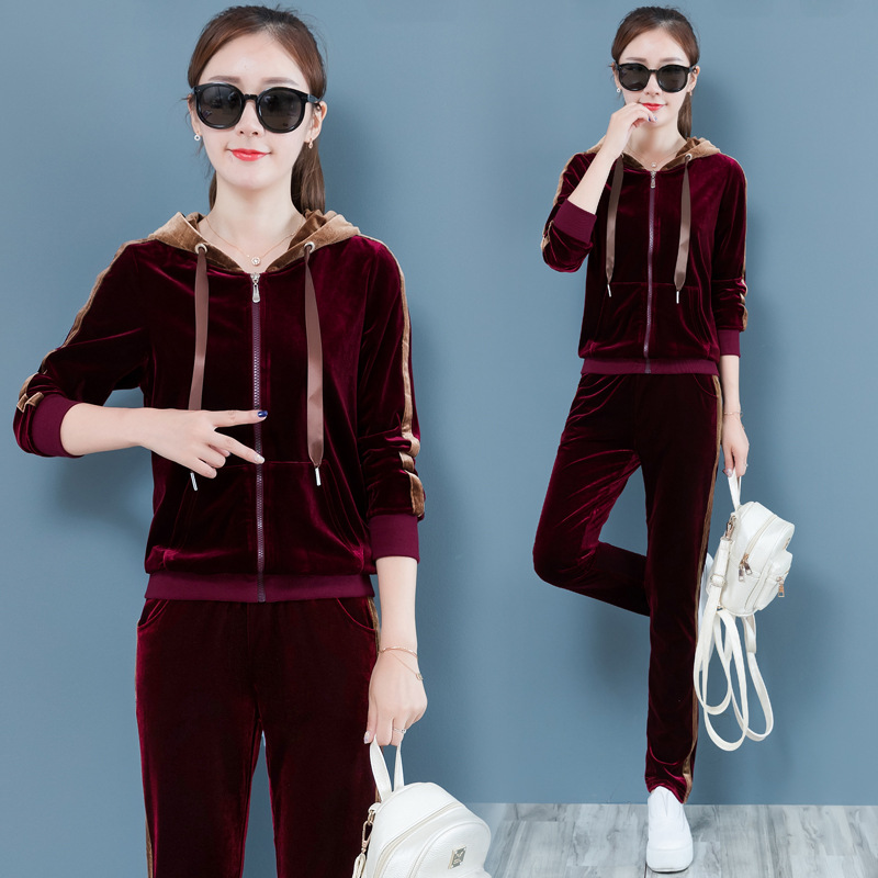 2019 Autumn Casual sportswear set for women: Long-sleeved, large-sized loose cardigan with zipper and hooded sportswear two-piece set Application Scenario