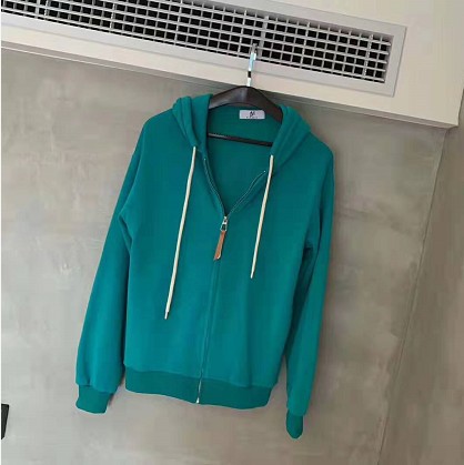 ترتدي زانغ بيبيل معطف أول خريف لها 100 فتاة ترتدي سترة قصيرة من طراز Wei Wei Space Item Picture