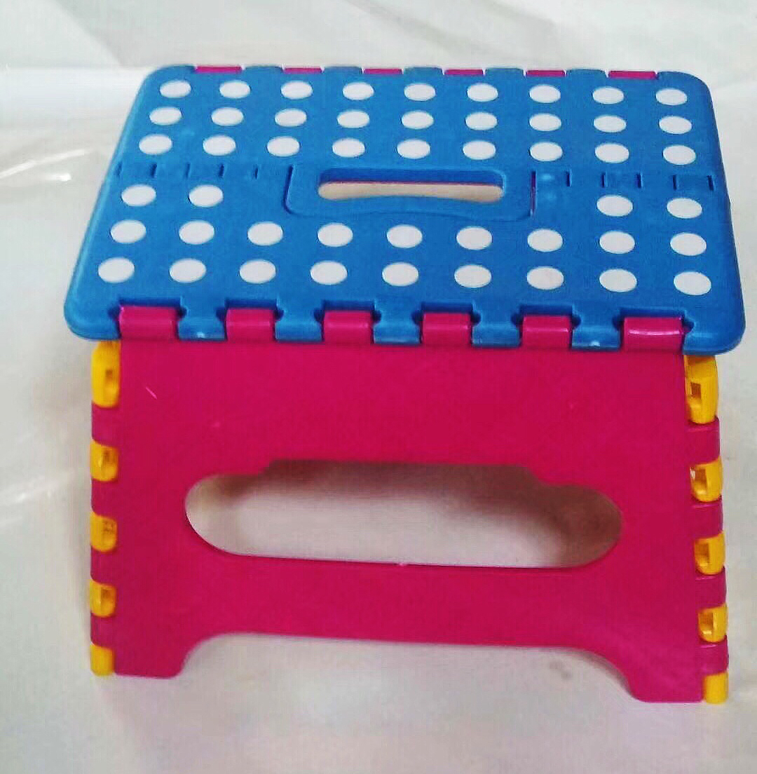 塑料折叠凳子简易椅子成人家用火车马扎折叠小板凳户外便携钓鱼凳