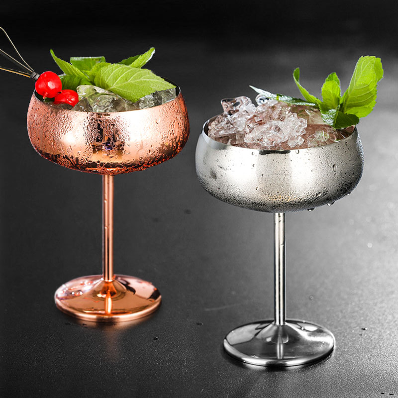 304 stainless steel wine glasses, all-steel champagne glasses, stainless steel highball glasses, rose gold wine glasses, cocktail glasses, 304 stainless steel single-layer highball glasses, hotel utensils, restaurant utensils, wine sets Application Scenario
