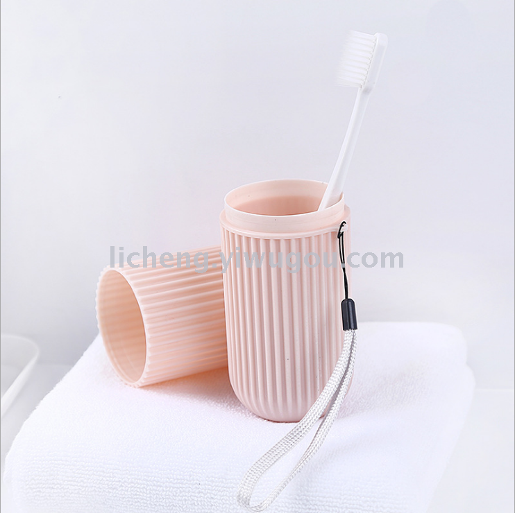 Portable travel brushing and toiletry cup set, creative mouthwash toothbrush box Application Scenario
