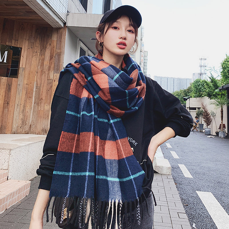 混色刺毛格子围巾女秋冬2019新款仿羊绒围巾流苏披肩韩版针织围脖
