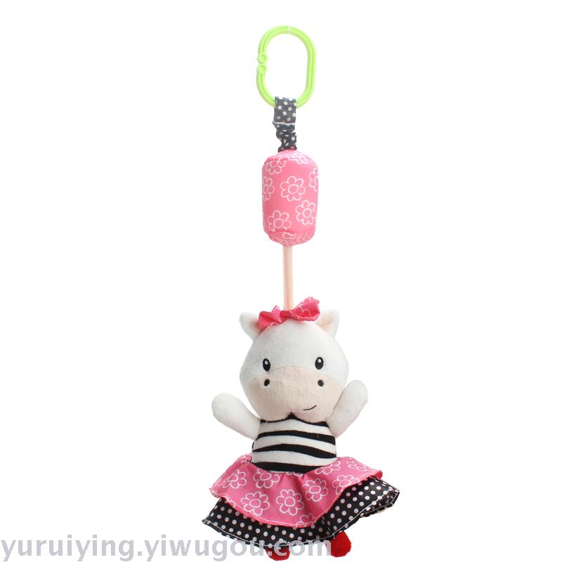 New baby wind chime, zebra, black and white, hedgehog, pink dress, zebra, fox, deer, cow and bear toys Application Scenario
