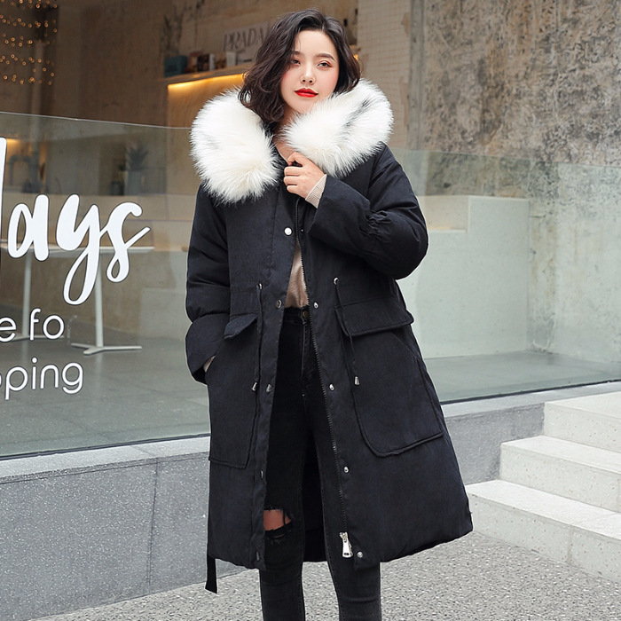 A new mid-length, cinched-waist, loose down cotton-padded jacket for women in the 2019 winter season, featuring Korean style