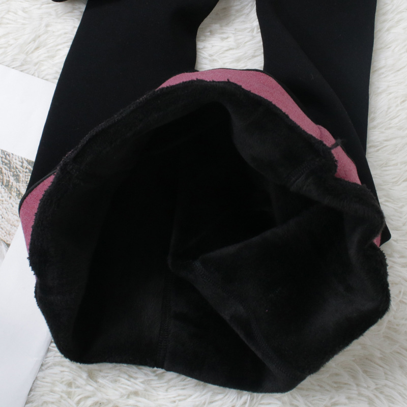 Base socks, rich sister pants, oversized and thickened autumn and winter warm pants, women's fat large-sized, fleece and thickened one-piece pants, base socks details Picture