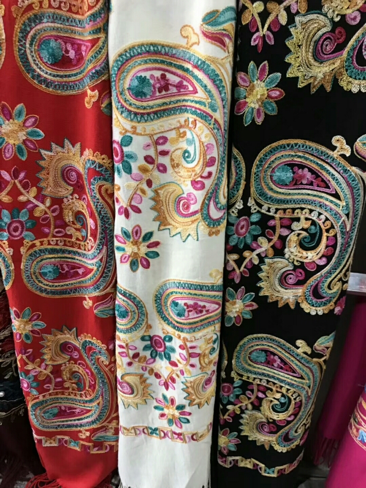 New high-end embroidered scarf thumbnail
