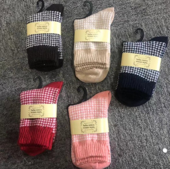 其他袜子实物图