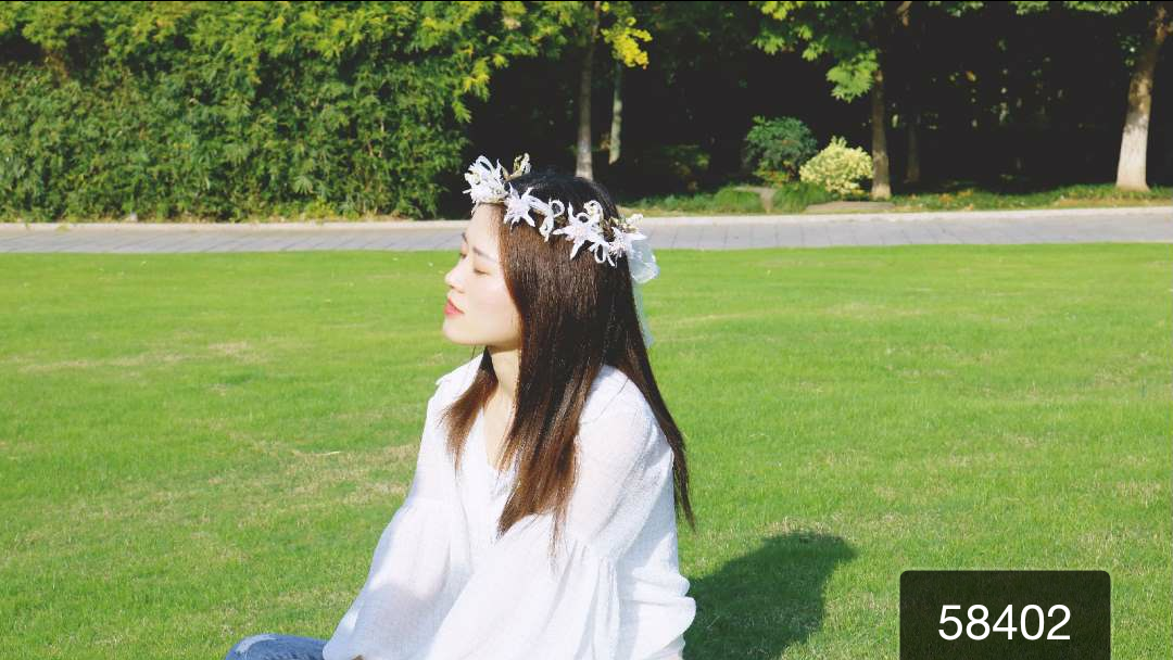 Korean-style simple flower wreath, children's pink gauze, beautiful and ethereal hair band, princess fresh and cute hair tie accessory wholesale details Picture