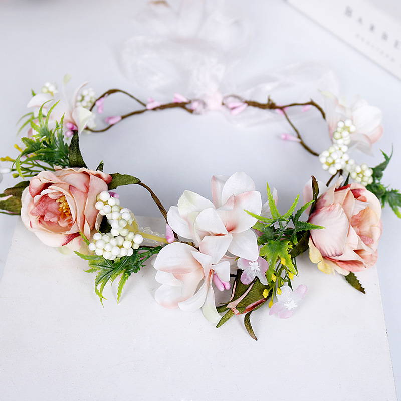 Popular foreign trade flower garlands, green artificial flowers, flower headbands, wedding and travel commemorative headwear, bride's wedding dress and hair accessories details Picture