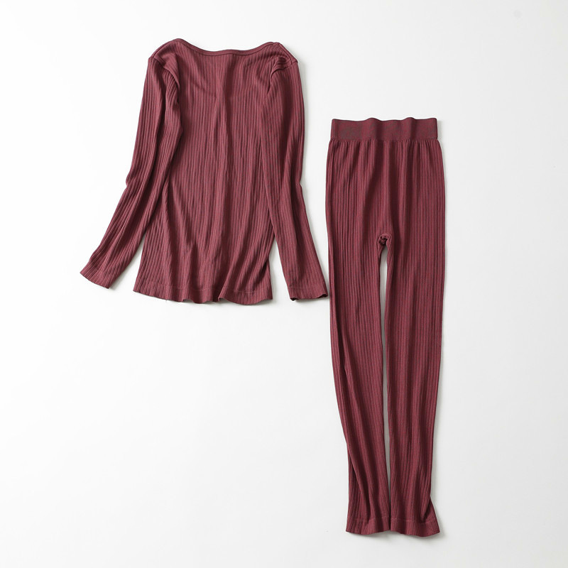 Little Bear vertical print nude thermal underwear set for women, seamless body-shaping underwear, large long Johns and long pants, body-shaping and slimming Application Scenario