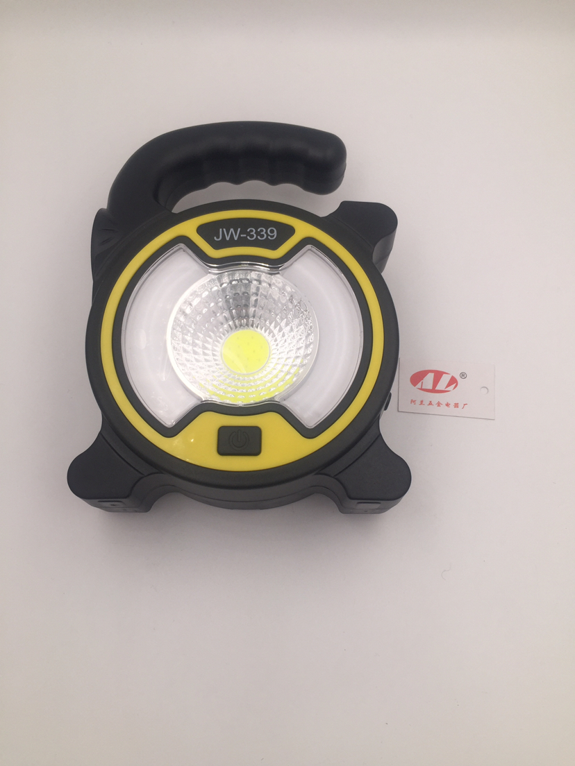 Bluetooth speaker Hand lamp Karaoke small speaker Portable outdoor Bluetooth card speaker with battery USB charging