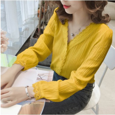 Chiffon shirt for women, 2019 new spring collection, Korean V-neck top, long-sleeved, stylish design, niche white shirt