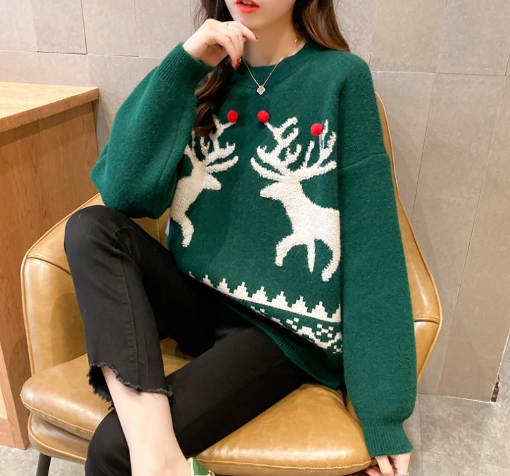 Red Christmas deer sweater for women, loose and laid-back style, thickened outerwear knitted top