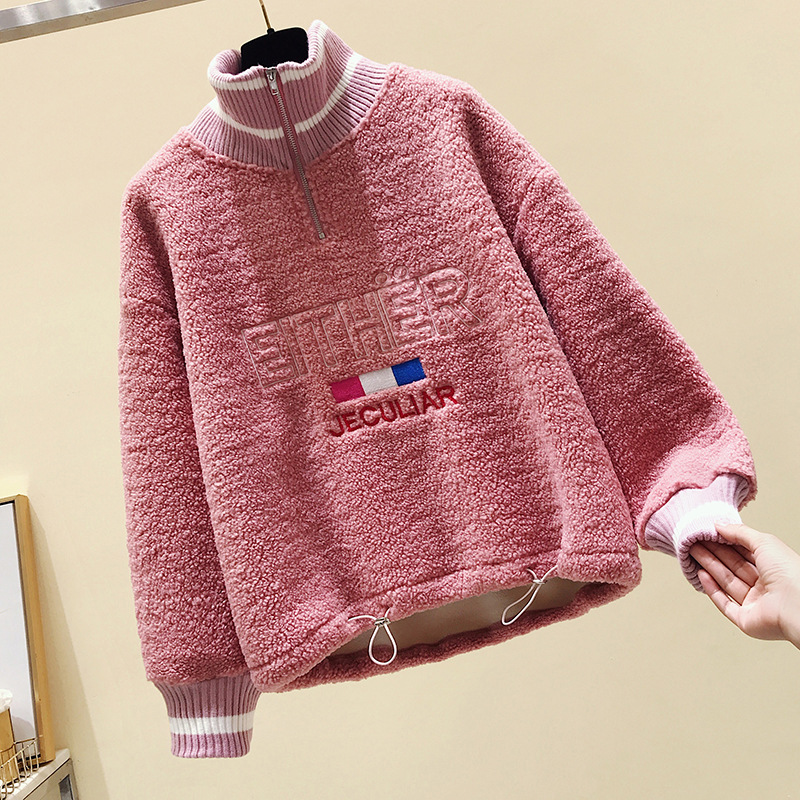 Lambskin zipper hoodie for women, versatile stand-up collar, new autumn and winter style with added fleece and thickened, popular Korean-style loose coat Application Scenario