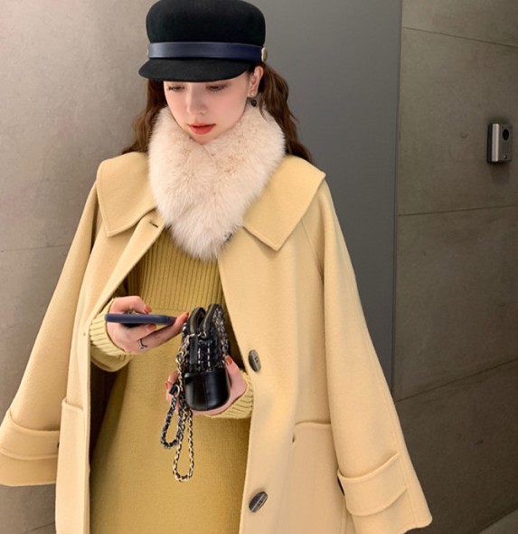 Xia Shiwen's custom-made textured woolen coat for women's winter, a retro doll-neck woolen coat in mid-length style