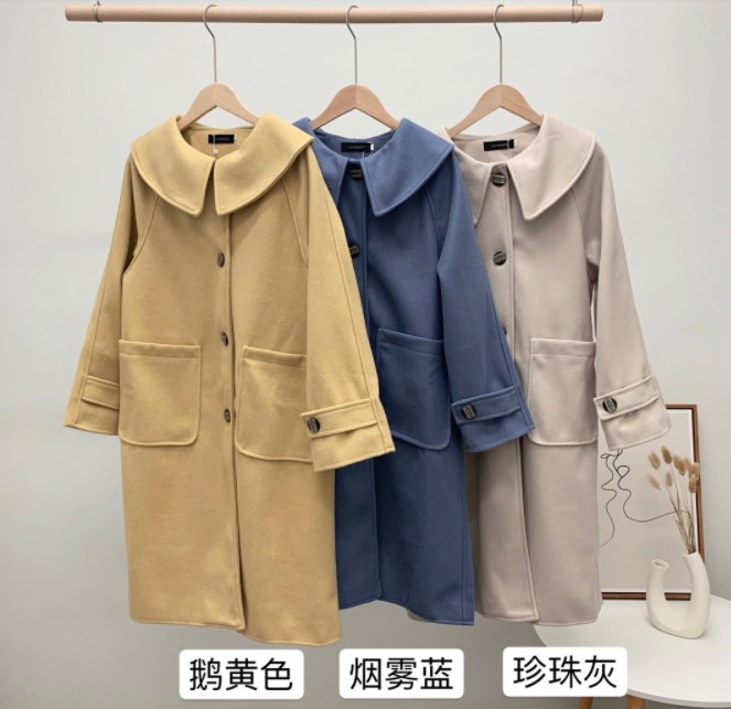 Xia Shiwen's custom-made textured woolen coat for women's winter, a retro doll-neck woolen coat in mid-length style Item Picture