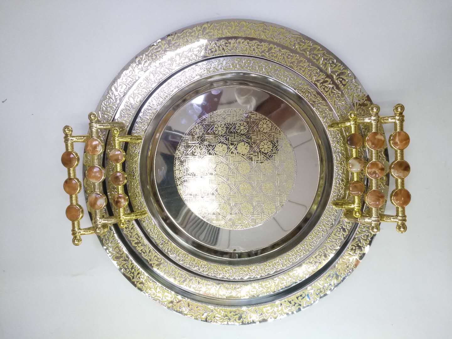 Green flower square plate, black nickel-plated three-piece set, artistic plate, Arabic plate Application Scenario