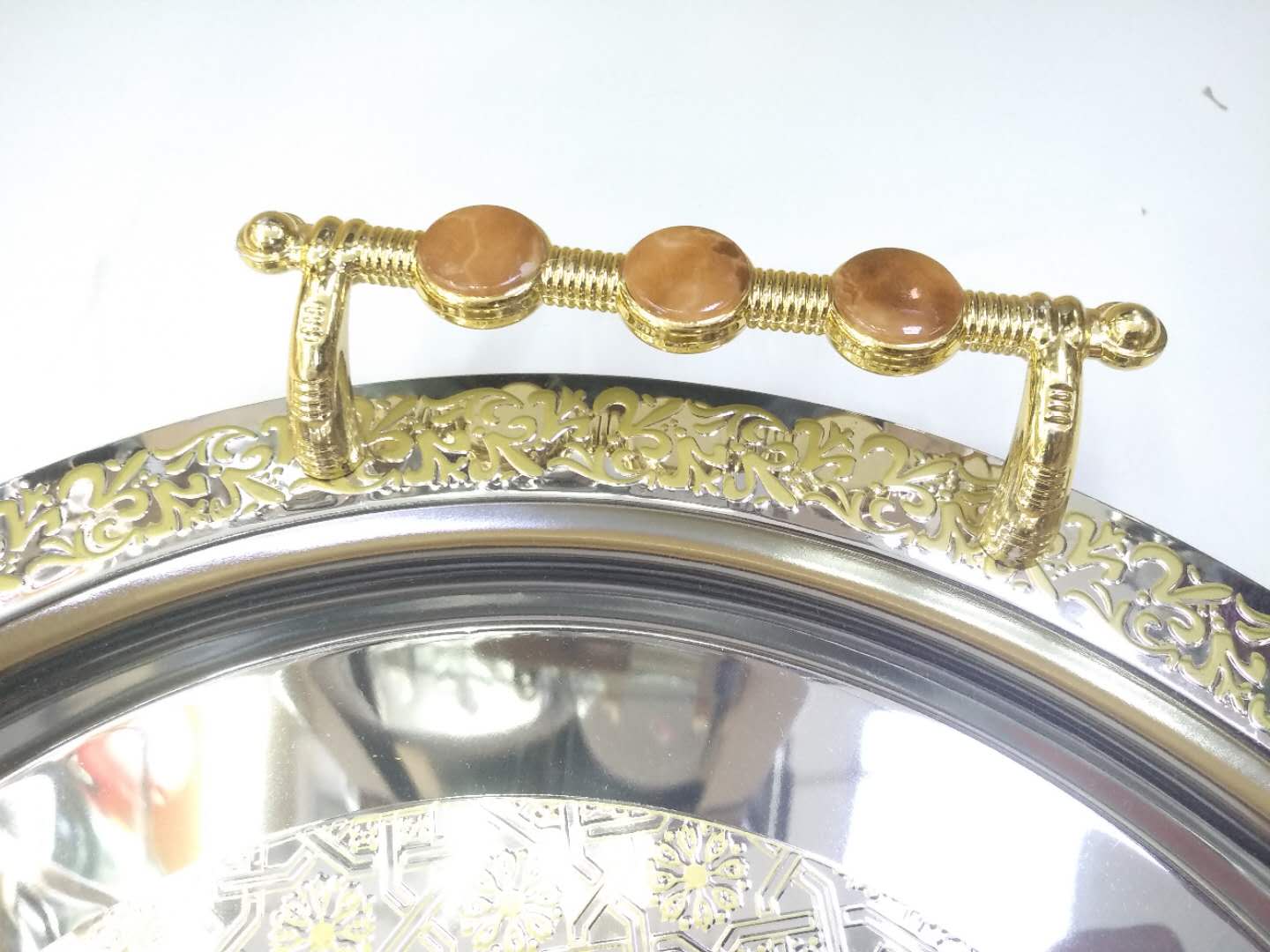 Green flower square plate, black nickel-plated three-piece set, artistic plate, Arabic plate Specification image